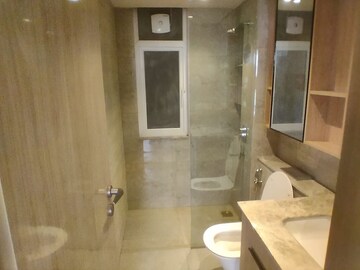 Bathroom in 2.5 BHK Builder Floor at Signature Global City 92, Sector 92 – for Sale