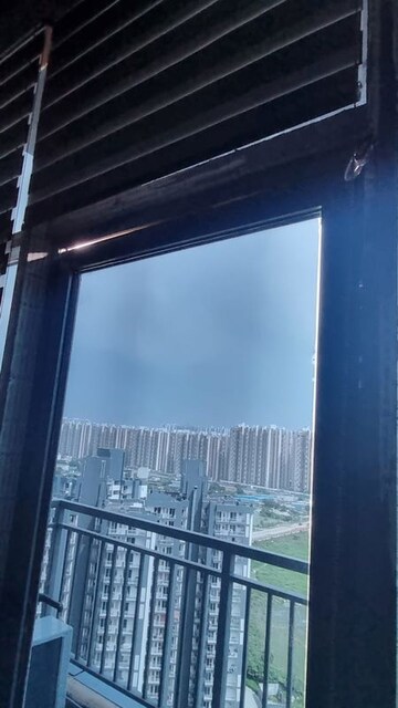 Furnished Amenities in  Co-working Space at DAH Greentech NX One, Tech Zone 4 Greater Noida – for Rent