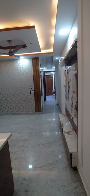 Building Lobby in 2 BHK Builder Floor at Vipin Garden – for Sale