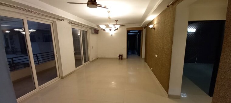 Room, puri-pranayam 3 Bedroom 1693 Sq.Ft. Builder Floor In Sector 82 Faridabad 9950268