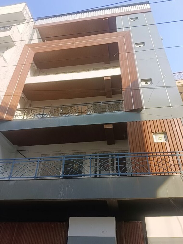 Kitchen, virender nagar 3 Bedroom 1500 Sq.Ft. Builder Floor In Virender Nagar Delhi 9950391