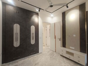 Building Lobby in 3 BHK Builder Floor at Janakpuri – for Sale