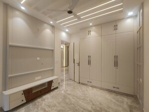 Building Lobby in 3 BHK Builder Floor at Janakpuri – for Sale
