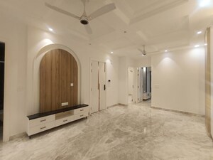 Building Lobby in 3 BHK Builder Floor at Janakpuri – for Sale