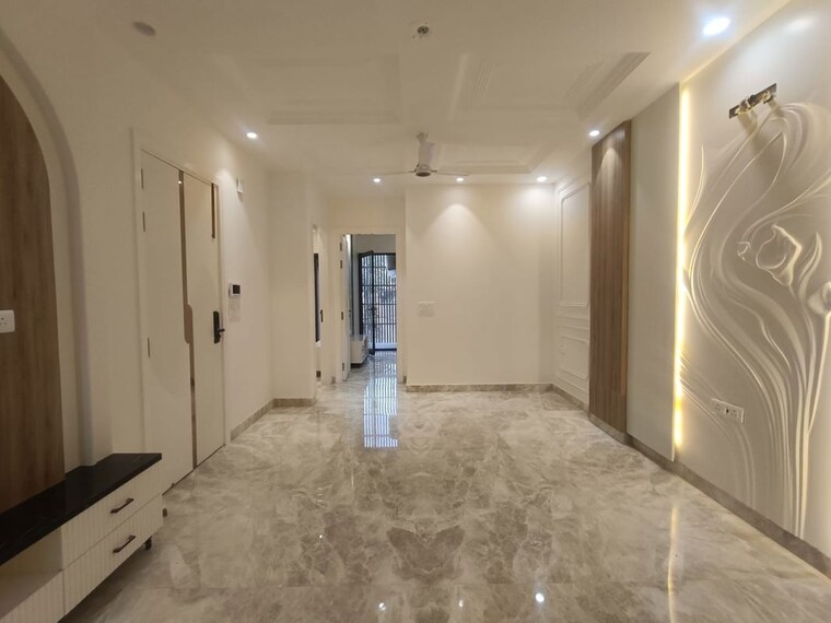 Room, janakpuri 3 Bedroom 1400 Sq.Ft. Builder Floor In Janakpuri Delhi 9950572