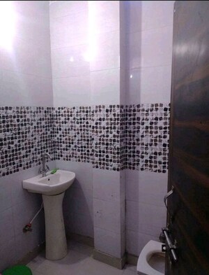 Bathroom in 4 BHK Builder Floor at Sector 18 Dwarka – for Sale