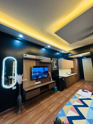 Gym in Studio Apartment at Gaur City Mall, Sector 4 Greater Noida – for Rent