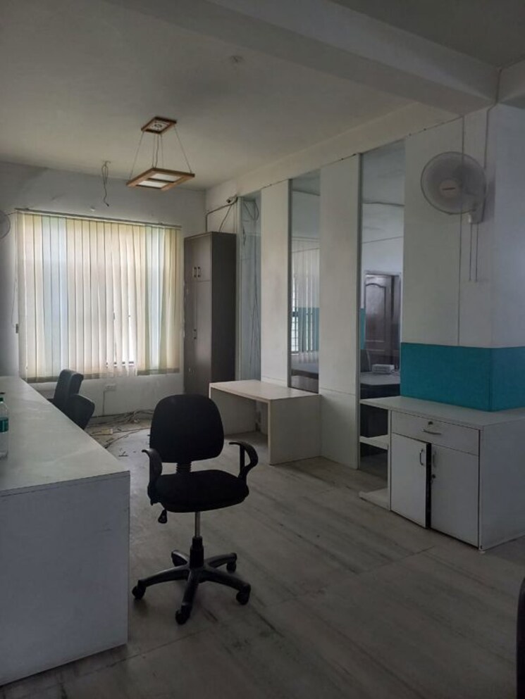 Team Area, mansarovar Commercial Office Space 1800 Sq.Ft. In Mansarovar Jaipur 9950681