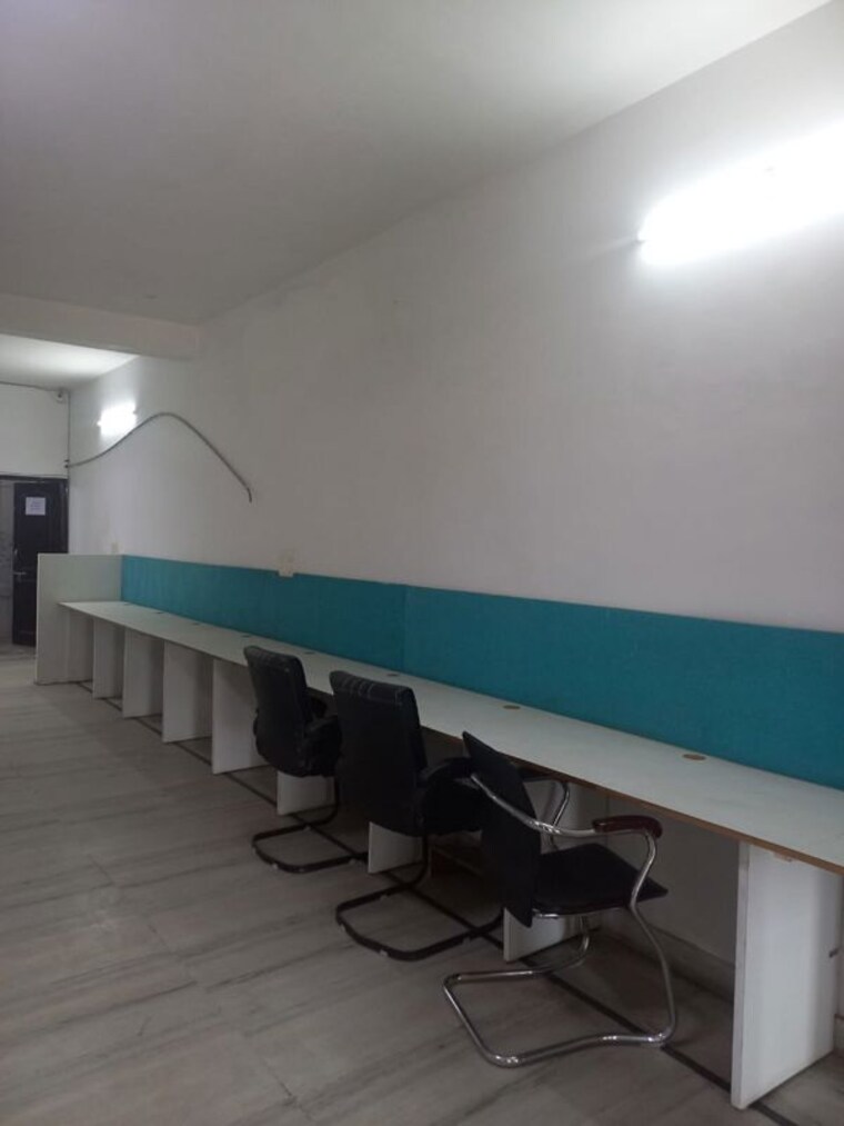 Team Area, mansarovar Commercial Office Space 1800 Sq.Ft. In Mansarovar Jaipur 9950681