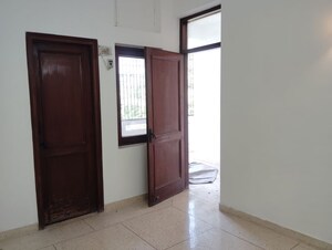 Room in 3 BHK Builder Floor at Kalkaji – for Rent