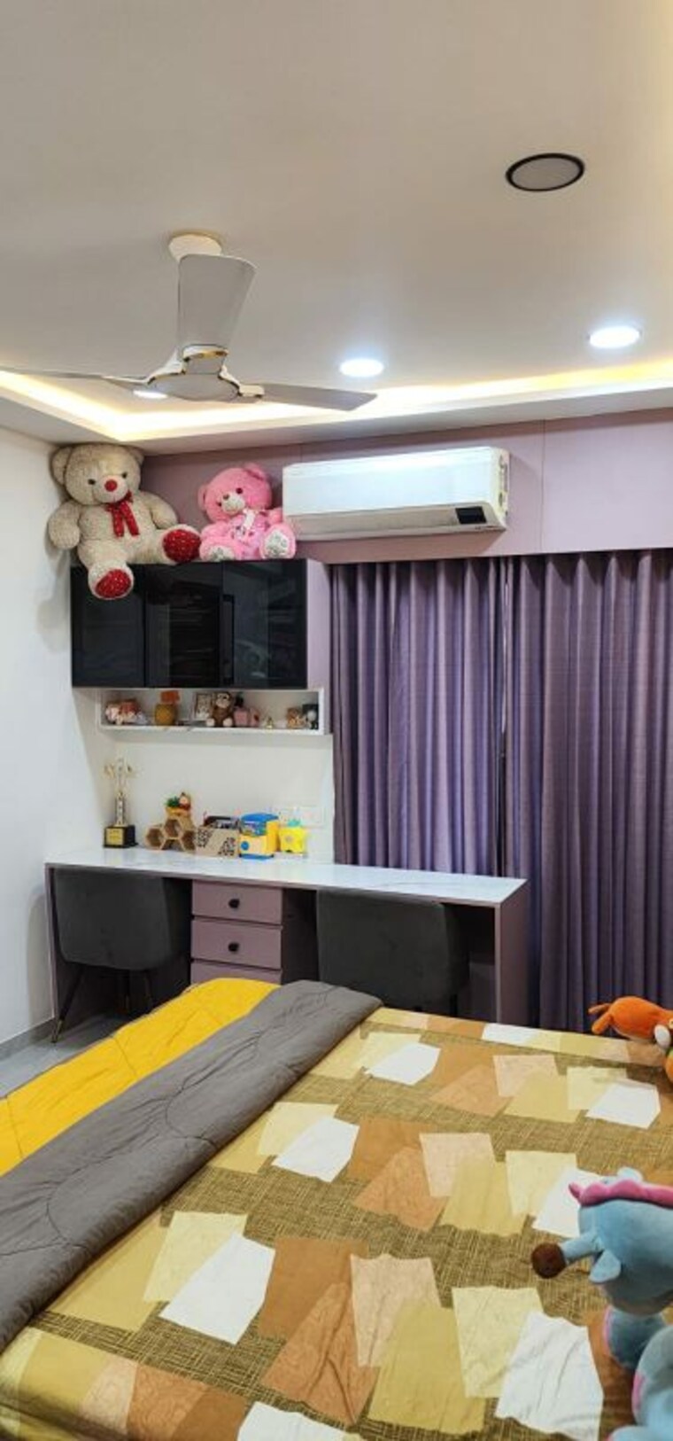 Master Bedroom, shela 3 Bedroom 1720 Sq.Ft. Apartment In Shela Ahmedabad 9950747