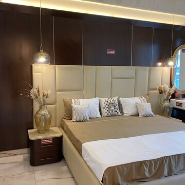 Bedroom in 3.5 BHK Apartment at Miglani Supercity Myfair Residency, Amrapali Dream Valley – for Sale