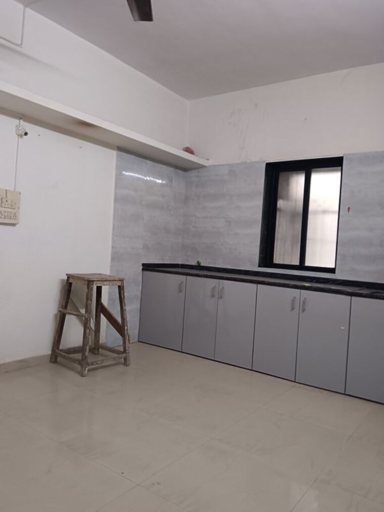 Room, dombivli east 1 Bedroom 570 Sq.Ft. Apartment In Dombivli East Thane 9299442