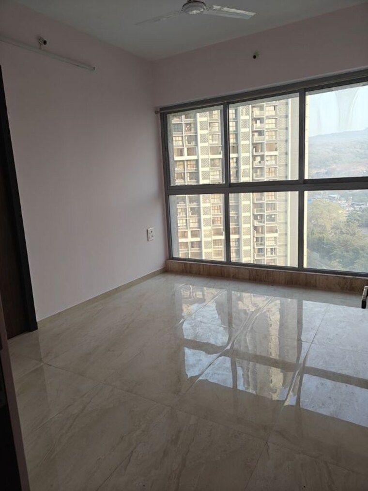 Room, rajesh-white-city 1 Bedroom 430 Sq.Ft. Apartment In Kandivali East Mumbai 9950927