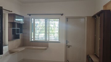 Room in 3 BHK Apartment at Ajmera Green Acres, Bannerghatta – for Rent