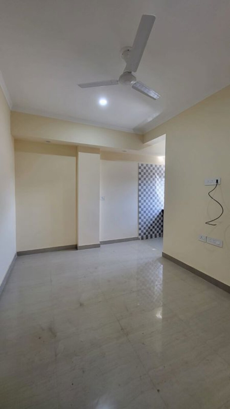 Room, palm-residency-chhatarpur 1 Bedroom 450 Sq.Ft. Apartment In Chattarpur Delhi 9951032
