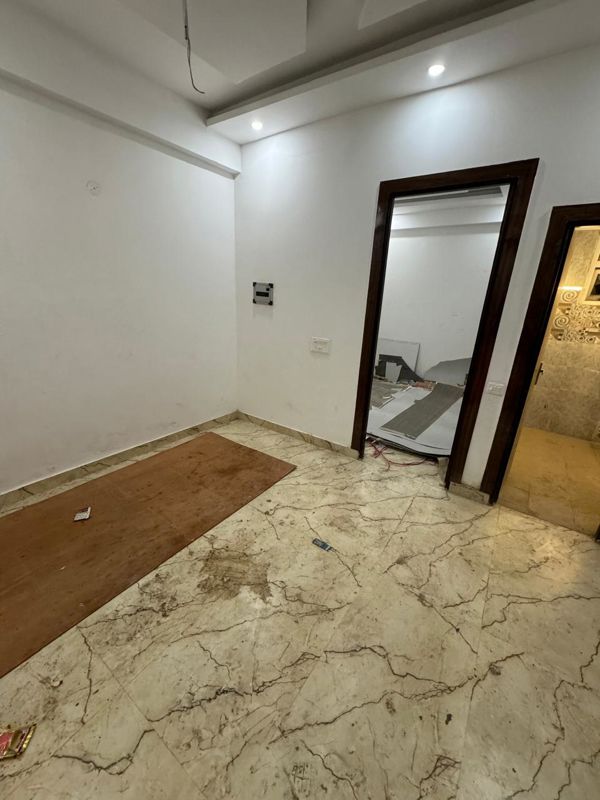 1 BHK Builder Floor For Sale in Sector 73