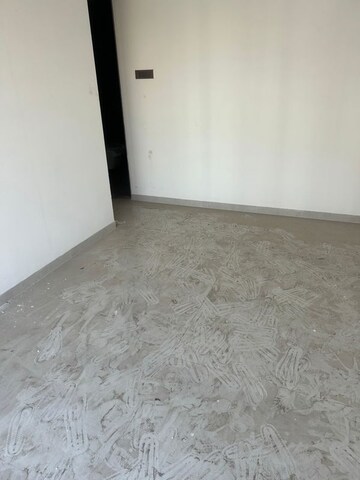 Room in 2 BHK Apartment at Jaydeep Elanza, Chembur – for Sale