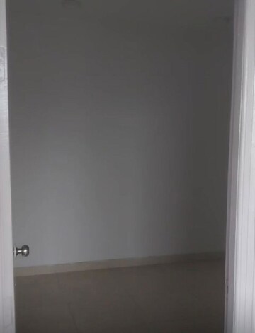 Room in 2 BHK Apartment at Value Meadows Vista, Raj Nagar Extension – for Sale