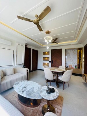 Living Room in 3 BHK Builder Floor at BPTP Green Oaks, Sector 70a – for Sale