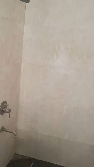 Room in 1.5 BHK Apartment at Pride World City Long Island, Charholi Budruk – for Sale