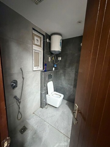 Bathroom in 3 BHK Apartment at Palm Residency Chhatarpur, Chattarpur – for Rent