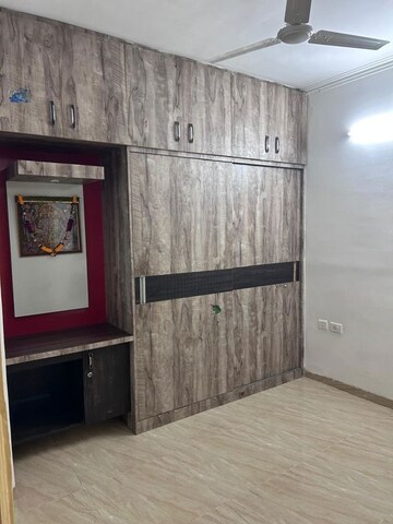 Furnished Amenities in 2 BHK Apartment at Gaur City 2 - 14th Avenue, Sector 16c Greater Noida – for Rent