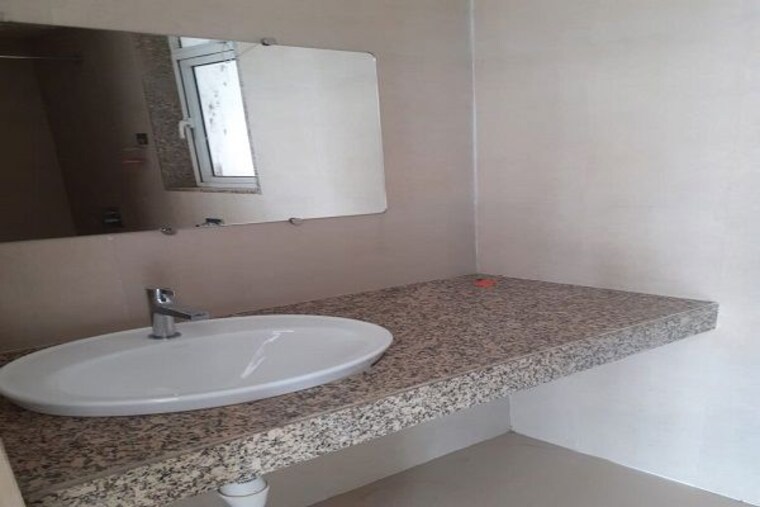 Bathroom, runwal-forests 3 Bedroom 983 Sq.Ft. Apartment In Kanjurmarg West Mumbai 9951125