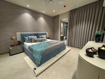 Room in 4 BHK Apartment at Sector 2 – for Sale