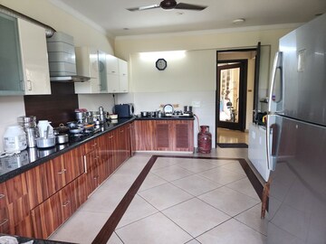 Kitchen in 4 BHK Builder Floor at Dlf Phase ii – for Rent