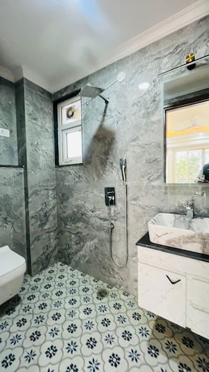 Bathroom in 3 BHK Apartment at Palm Residency Chhatarpur, Chattarpur – for Rent