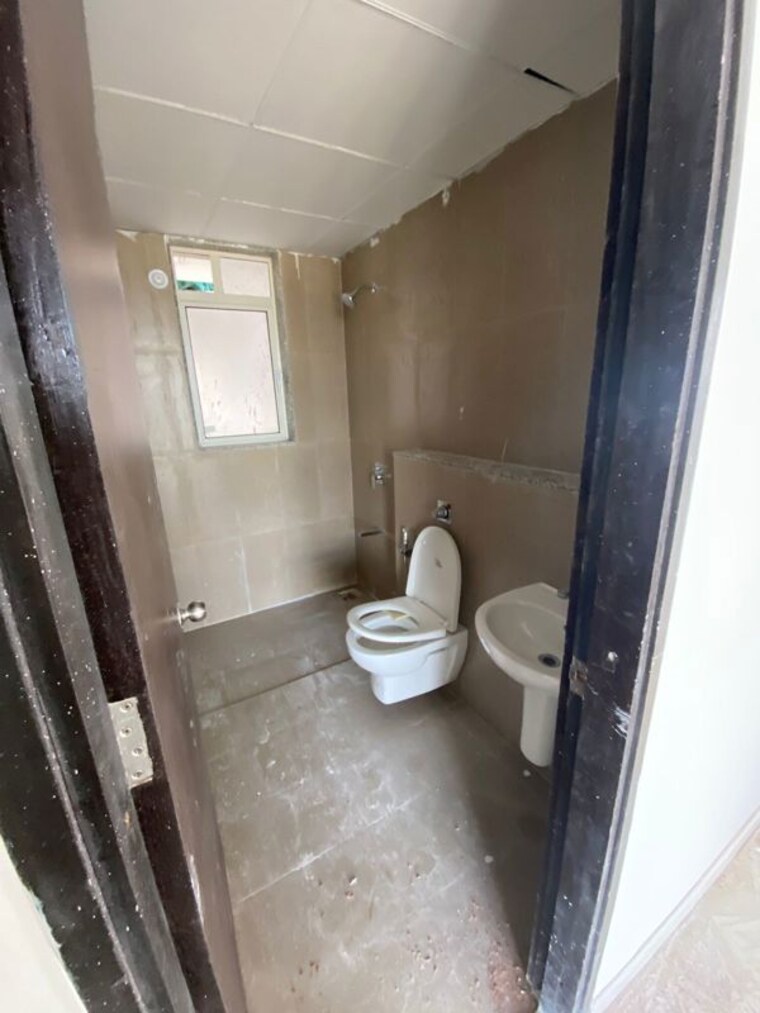 Bathroom, runwal-forests 3 Bedroom 983 Sq.Ft. Apartment In Kanjurmarg West Mumbai 9951317