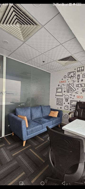 Office Space For Rent in JMD Galleria