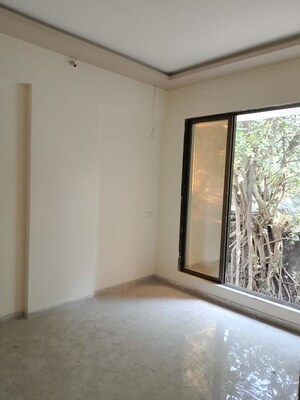Room in 1 BHK Apartment at Dombivli East – for Rent