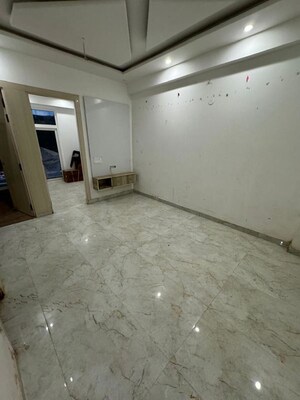 Room in 1 BHK Builder Floor at Sector 73 – for Sale