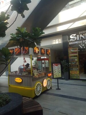  Shop For Sale in Elan Epic, Sector 70