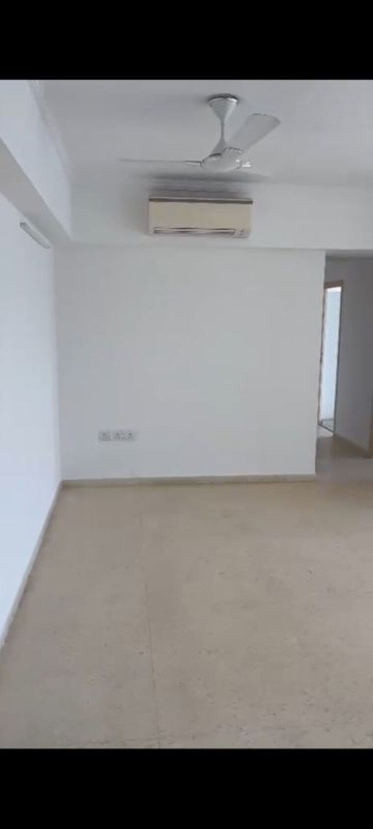 Room, dlf-the-skycourt 3 Bedroom 1931 Sq.Ft. Apartment In Sector 86 Gurgaon 9951525