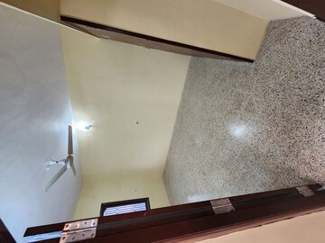 Room in 2.5 BHK Independent House at Anna Nagar West – for Rent