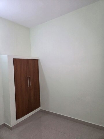 Room in 2 BHK Apartment at Ratu Basti – for Rent