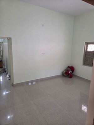 Room in 2 BHK Apartment at Ratu Basti – for Rent