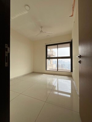 Room in 2 BHK Apartment at Chandak 34 Park Estate, Goregaon West – for Rent