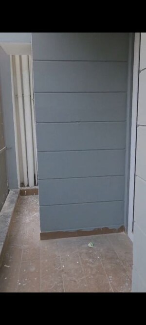 Furnished Amenities in 2 BHK Apartment at M3M Soulitude, Sector 89 – for Sale