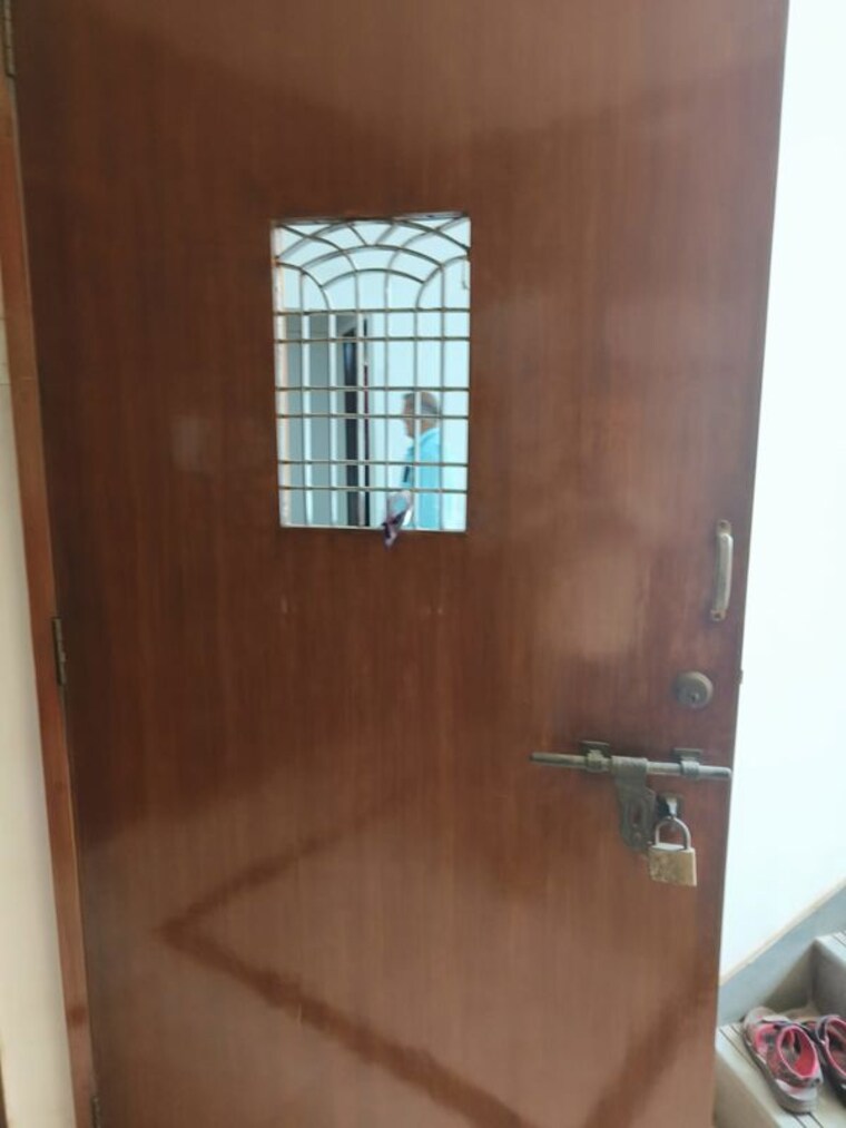 Other, mahim 2 Bedroom 650 Sq.Ft. Apartment In Mahim Mumbai 9951735