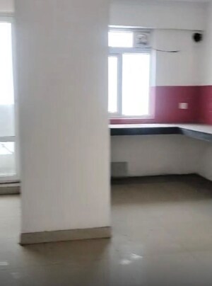 Room in 3 BHK Apartment at Value Meadows Vista, Raj Nagar Extension – for Sale