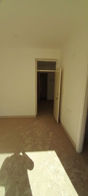 Room in 2 BHK Apartment at Breez Global Heights, Sohna Sector 33 – for Sale