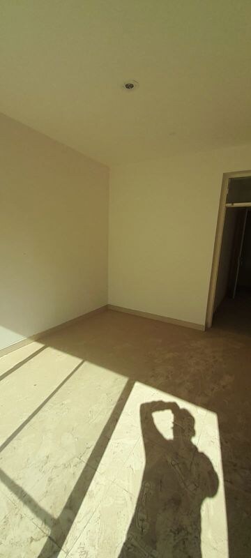 Room in 2 BHK Apartment at Breez Global Heights, Sohna Sector 33 – for Sale