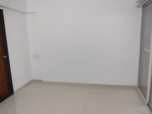 Room in 2 BHK Apartment at Akshay Yash Grecia, Dhanori – for Rent