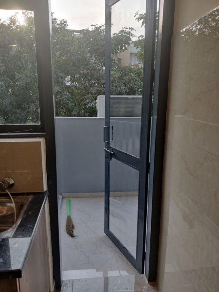 Balcony, ireo-skyon 1 RK 350 Sq.Ft. Apartment In Sector 60 Gurgaon 9951892