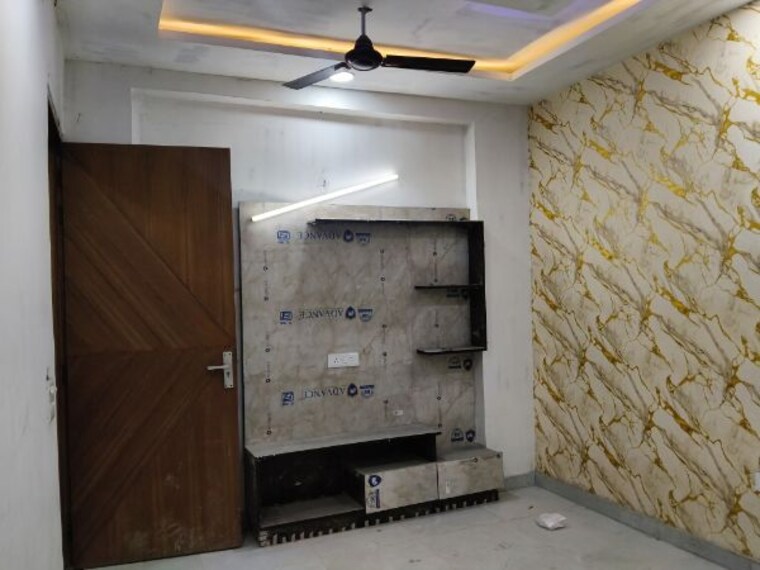 Kitchen, sector 73 2 Bedroom 1050 Sq.Ft. Builder Floor In Sector 73 Noida 9951932