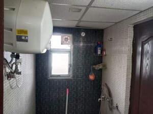 Bathroom in 1 BHK Apartment at Himalaya Tanishq, Raj Nagar Extension – for Rent